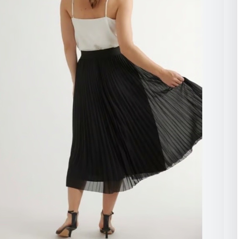 Quince Black Pleated Midi Skirt Elastic Waist Size L Flowy Chiffon formal